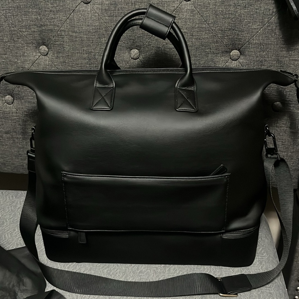 Beis The Premium Weekender Black